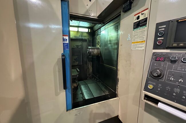 Rivendita Centro di lavoro orizzontale KIA Hi40 usato