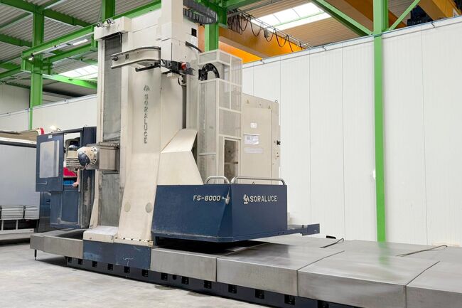 Rivendita Fresatrice a montante mobile SORALUCE FS8000 usata