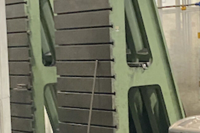 Rivendita Accessori macchine utensili Squadra ANGLE PLATE 2500mm usati