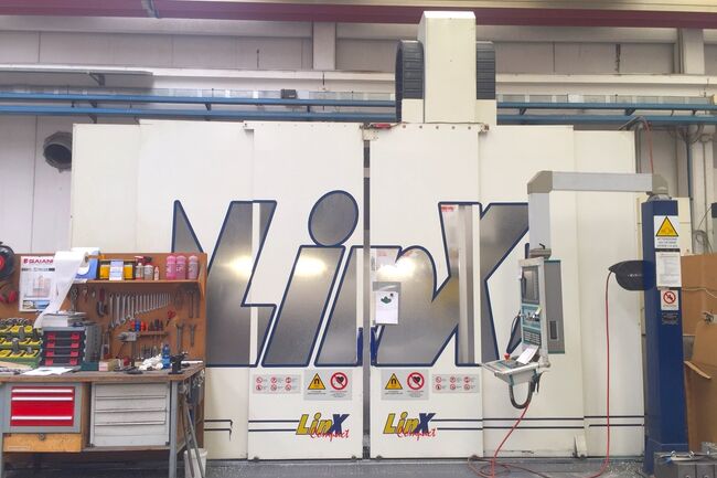 Rivendita Centro di lavoro a 5 assi o più JOBS LINX COMPACT usato