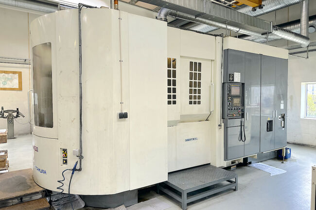 Rivendita Centro di lavoro orizzontale KITAMURA HX630i usato