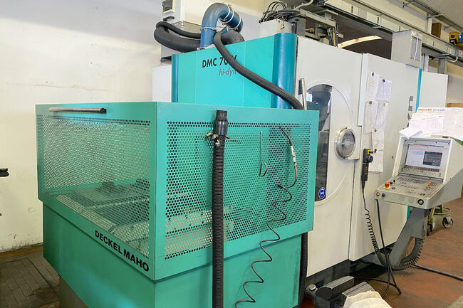 Rivendita Centro di lavoro verticale DECKEL MAHO DMC 70V Hi-Dyn APC usato