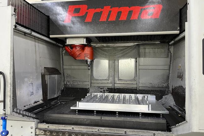 Rivendita Centro di lavoro verticale MECOF Prima 1.3 usato