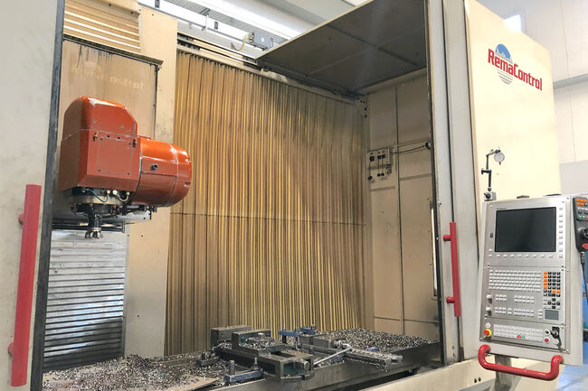 Rivendita Centro di lavoro verticale a montante mobile REMA CONTROL LEONARD 5000 T5B usato