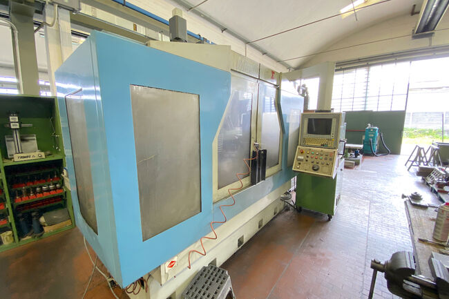 Rivendita Centro di lavoro verticale SIGMA MISSION 5 usato