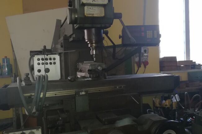 Rivendita Fresatrice a mensola CASER SAIMP MF2 usata