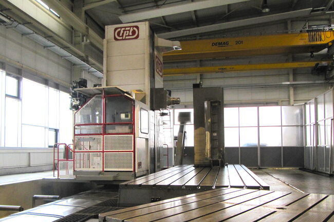 Rivendita Fresatrice a montante mobile FPT AREA EV100 usata