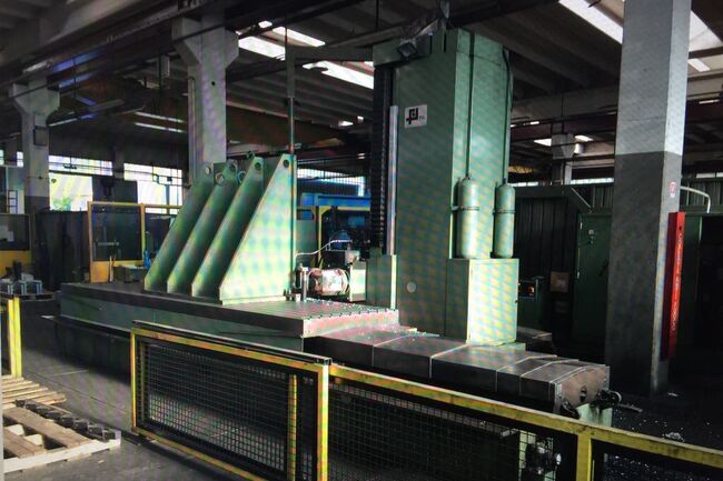 Rivendita Fresatrice a montante a T FIL FA 1000 usata