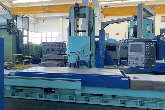 Rivendita Fresatrice a montante a T SACHMAN T20 usata