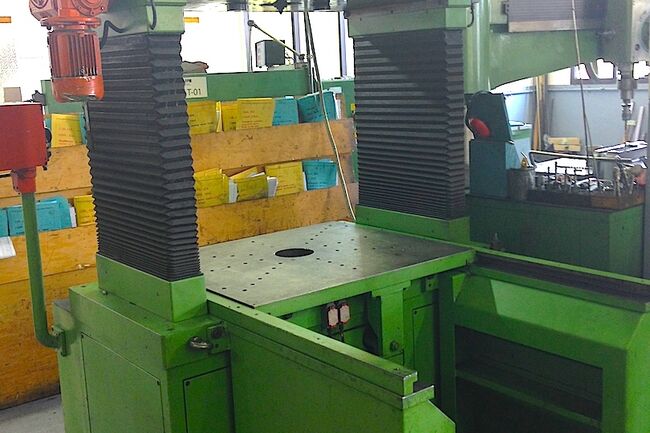 Rivendita Pressa prova stampi MILLUTENSIL BV26 usata