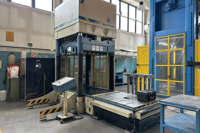 Rivendita Pressa prova stampi MILLUTENSIL MIL143 usata