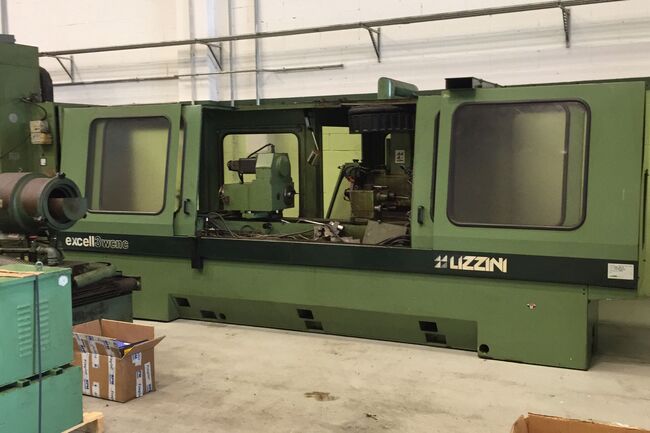 Rivendita Rettifica per esterni e interni LIZZINI EXCELL 3W usata