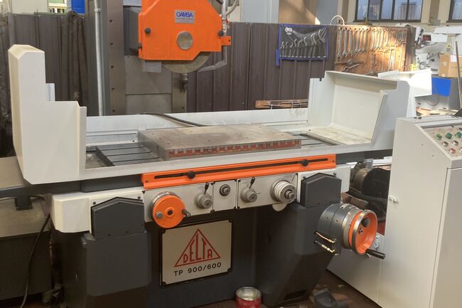 Rivendita Rettifica tangenziale DELTA TP 900x600 usata