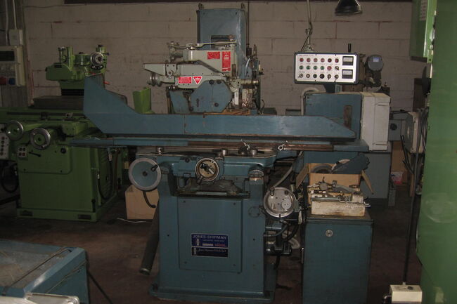 Rivendita Rettifica tangenziale JONES & SHIPMAN 1400 L usata