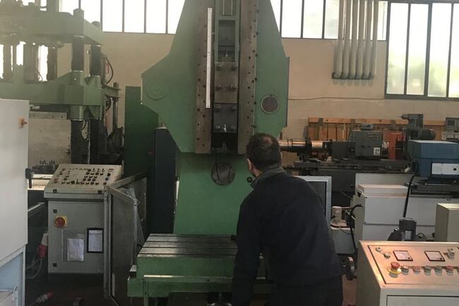 Rivendita Stozzatrice BACRI LIMA 500 usata