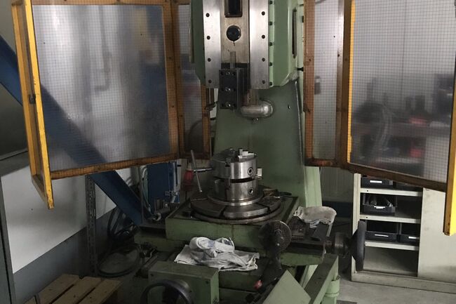 Rivendita Stozzatrice verticale PERINI CMP 250 usata