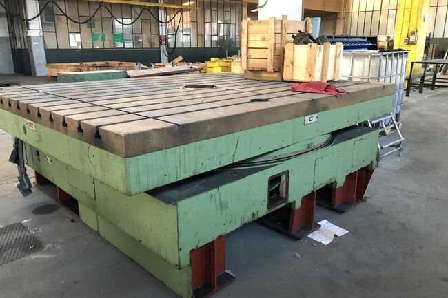 Rivendita Tavola girevole INFRATIREA MRD 2500 usata