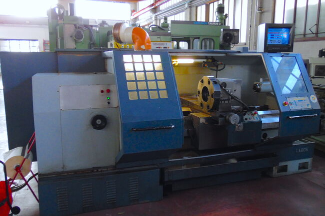 Rivendita Tornio ad autoapprendimento PADOVANI LABOR E300 usato