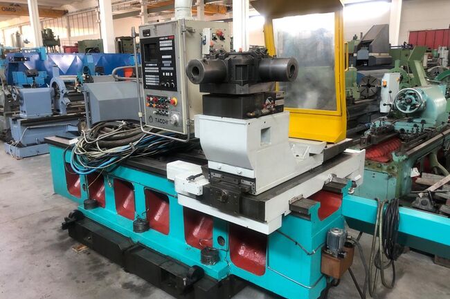 Rivendita Tornio CNC TACCHI CTU 2000S usato