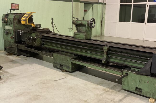 Rivendita Tornio parallelo GIANA 400 usato