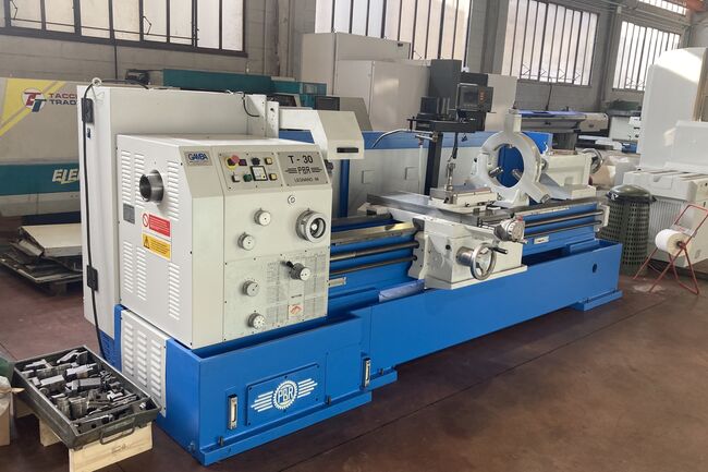 Rivendita Tornio parallelo PBR T30 300x2000mm usato